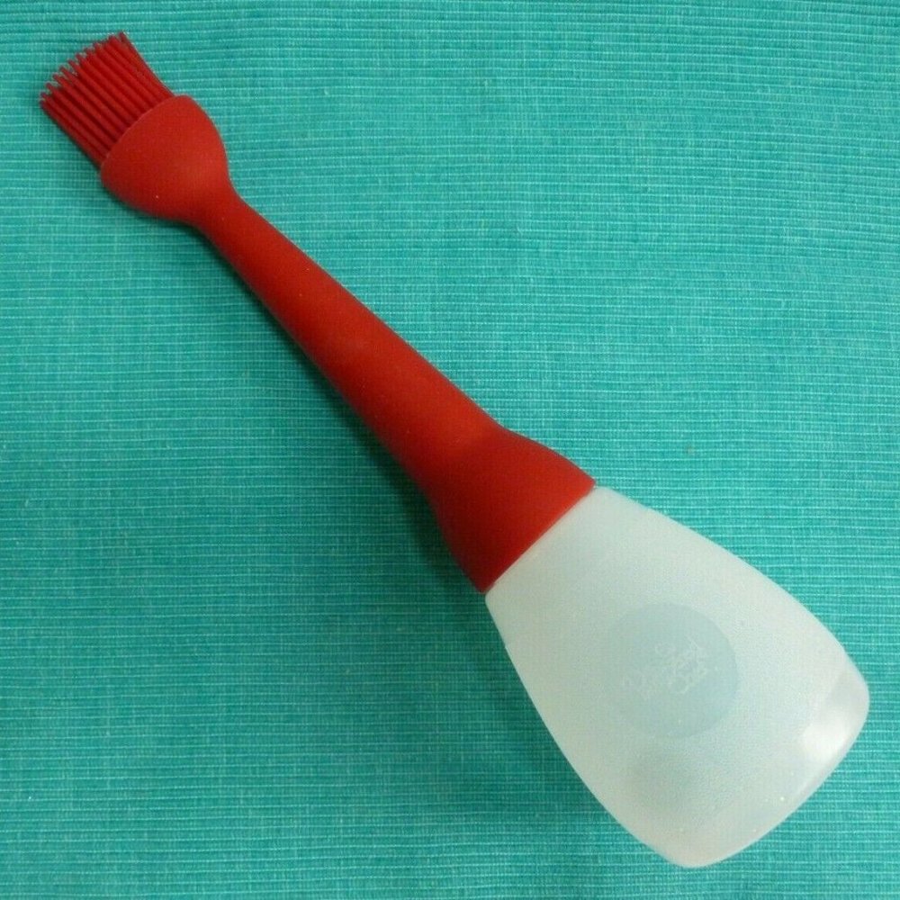 Pampered Chef Barbecue Basting Bottle 2704 - NIB